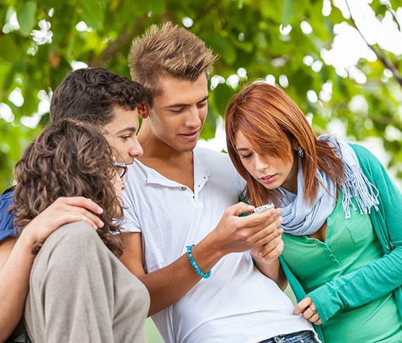 chiddren with phone